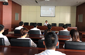 公司組織員工參加“樹立風(fēng)險(xiǎn)意識(shí)，遠(yuǎn)離非法集資”投資者宣傳教育活動(dòng)