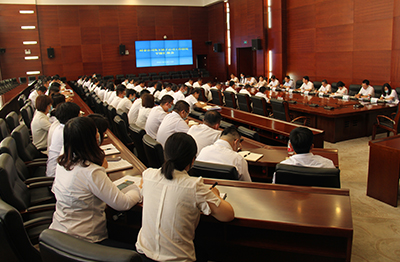 以滿載自信搏擊海浪 實(shí)力打造現(xiàn)代企業(yè)航母